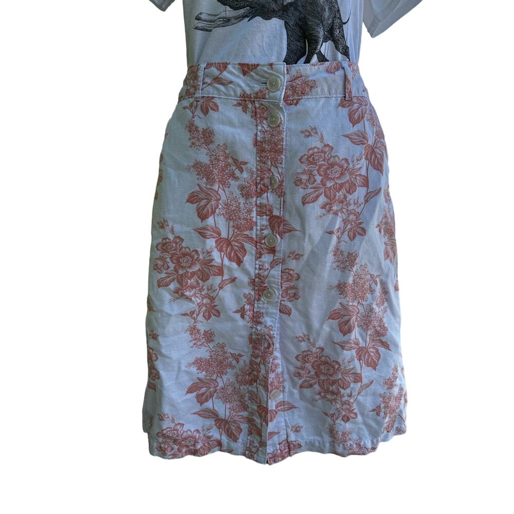 Liz Claiborne White Mini Skirt with Pink Floral Print